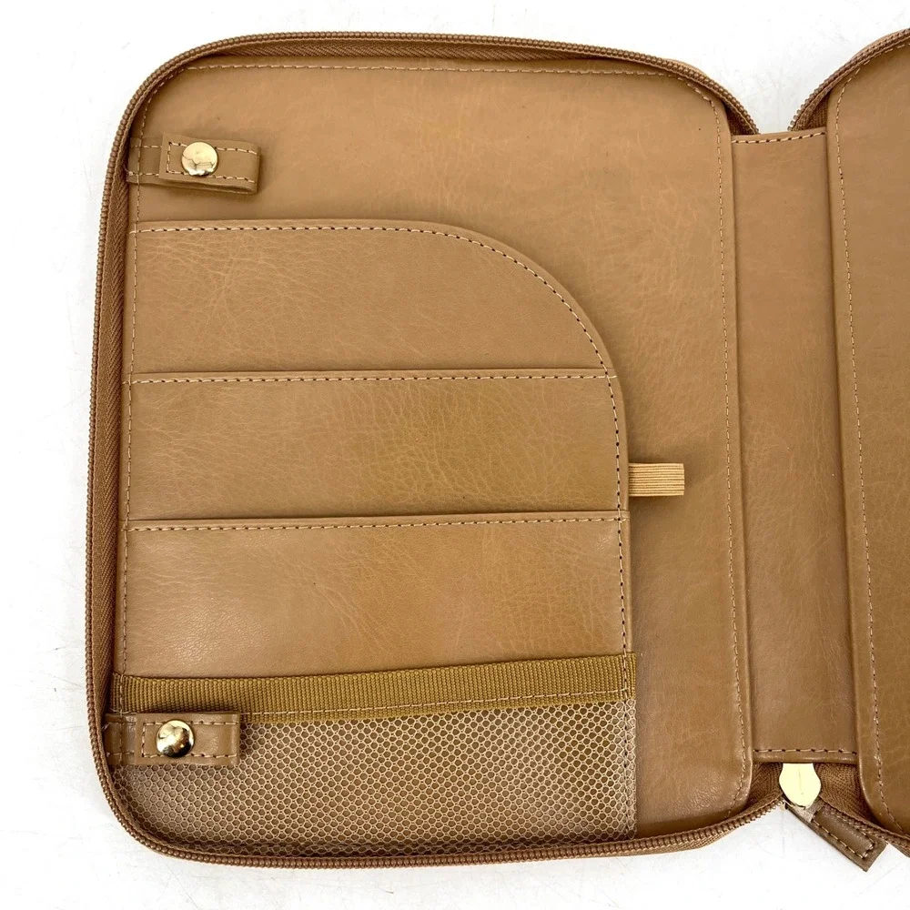 Tommy Hilfiger 7x9 Tan Leather Organizer Folio Portfolio Zippered Case Brown